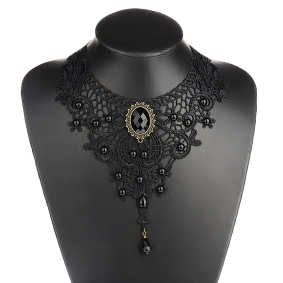 Vintage Style Punk Black Lace Choker - Picture 2 of 6